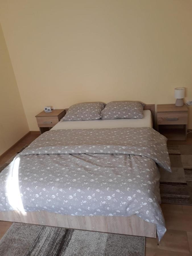 Apartament Andreas Арад Экстерьер фото